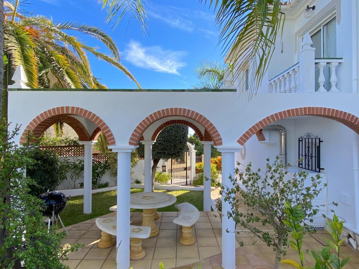 Villa Sandra Little Haven Apartment Nerja Ngoại thất bức ảnh